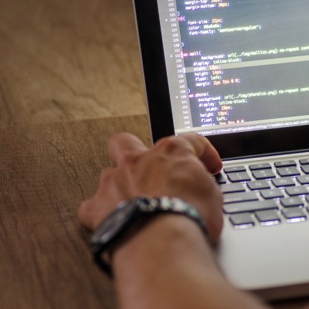 Deflect - сервис для повышения безопасности сайтов.